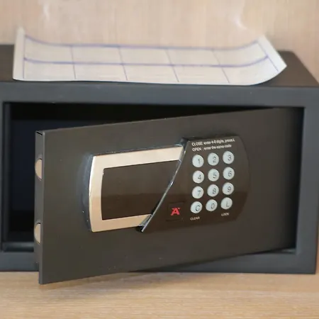 Hotel Esposizione Palace 2*