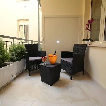 에스포지조네 팰리스 호텔 2*